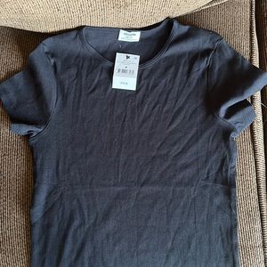 Black brand new crew shirt